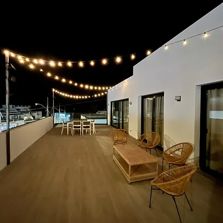 Arena Sunrise - Sea View And Main Street Apartment Corralejo